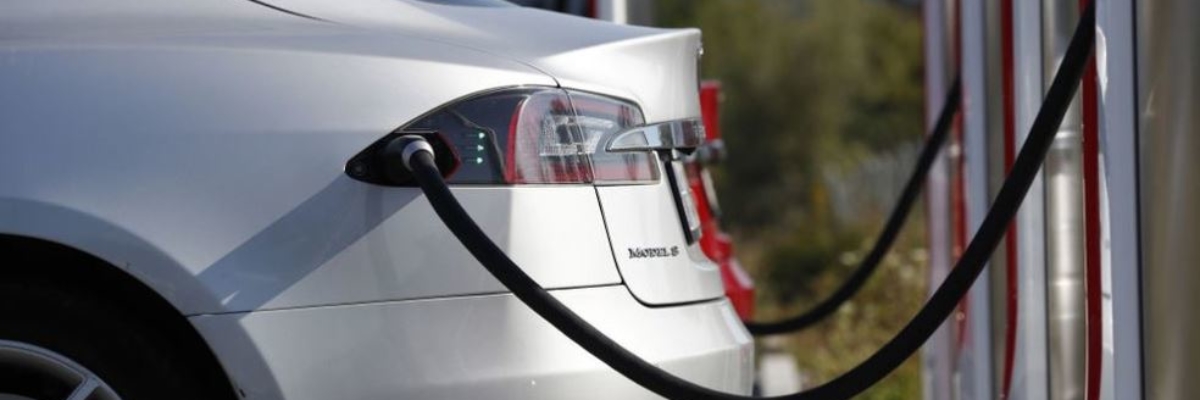 charging an electric vehicle